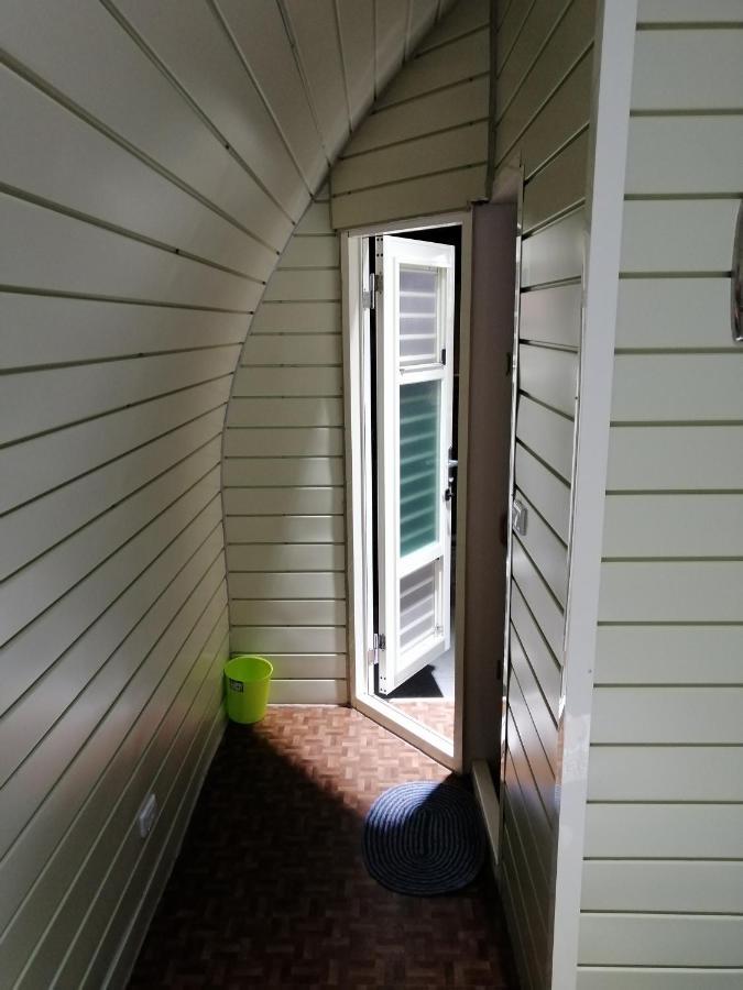 Komei Container Homestay Qingshui Oda fotoğraf